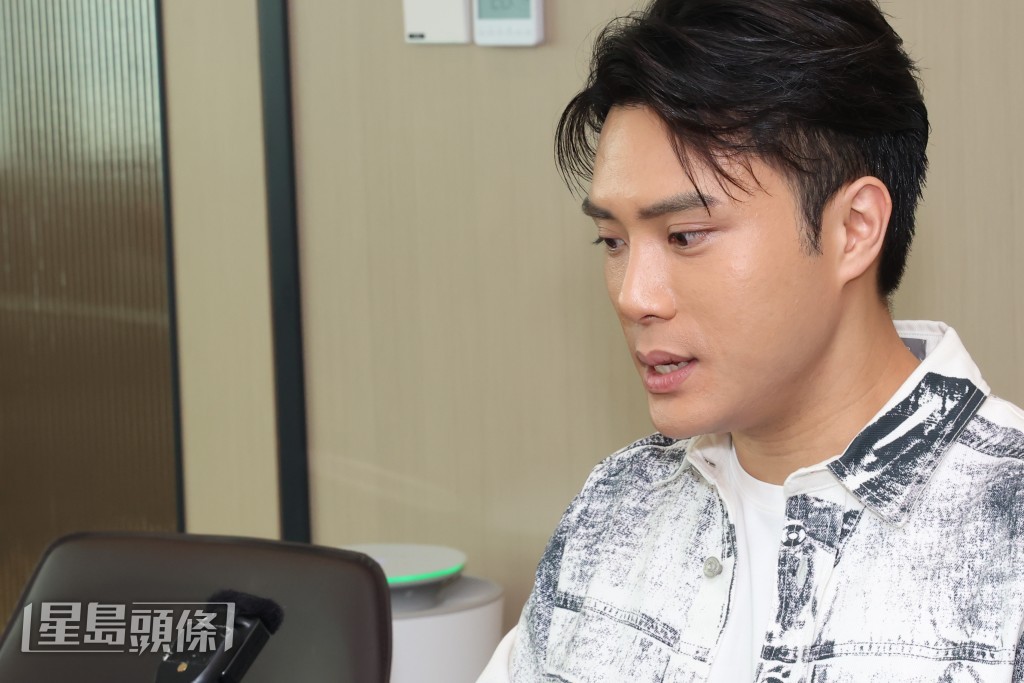  陳浚霆入行十年終能如願推出個人第一首歌，正式成為樂壇新晉歌手競逐新人獎。