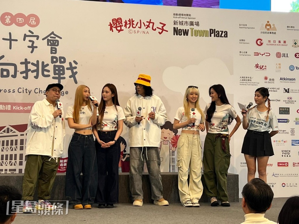 提到如何备灾，C君表示因住得近海位置，每次打风前都会把家里的窗用胶纸黐上米字。