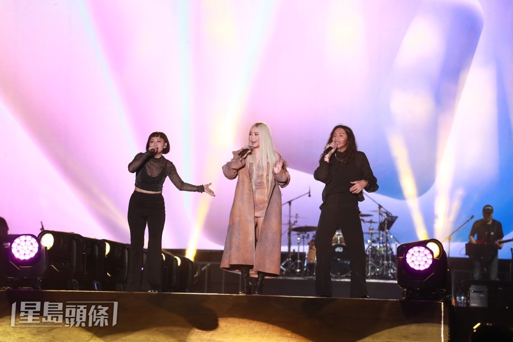A-Lin與Gin Lee是網友關係,亦很喜歡對方的歌曲。 A-Lin與Gin Lee是網友關係,亦很喜歡對方的歌曲。
