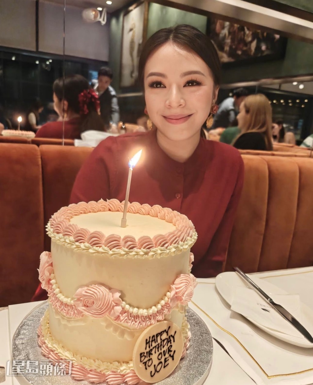 JW似乎未有為種種事情影響心情。 JW似乎未有為種種事情影響心情。