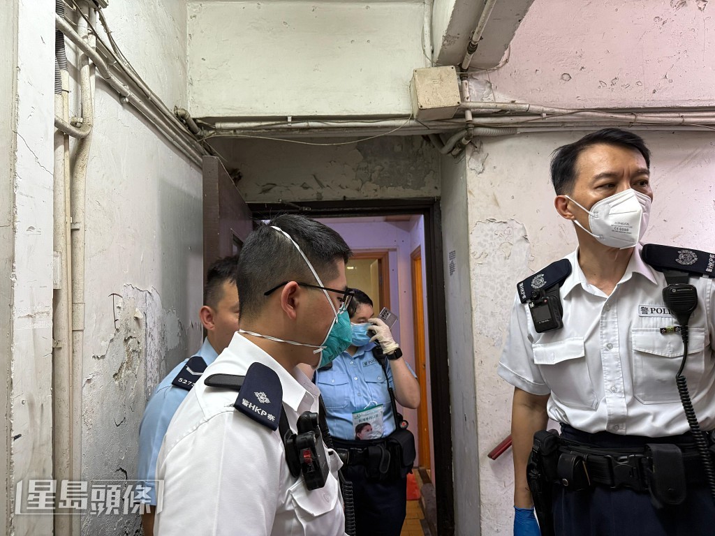 死者屍身已嚴重發臭。鍾澤賢攝