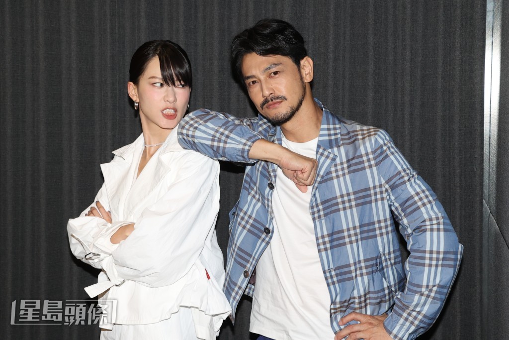 栢天男讚廖子妤在演戲方面好容易交流,令他好快明白。 栢天男讚廖子妤在演戲方面好容易交流,令他好快明白。