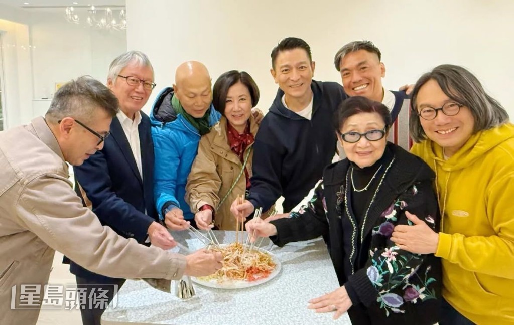 羅家英向仙姐拜年時巧遇劉德華！