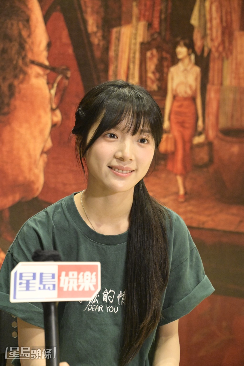 李思潼被問到可會想繼續在演藝界發展時,她表示一切順其自然。 李思潼被問到可會想繼續在演藝界發展時,她表示一切順其自然。