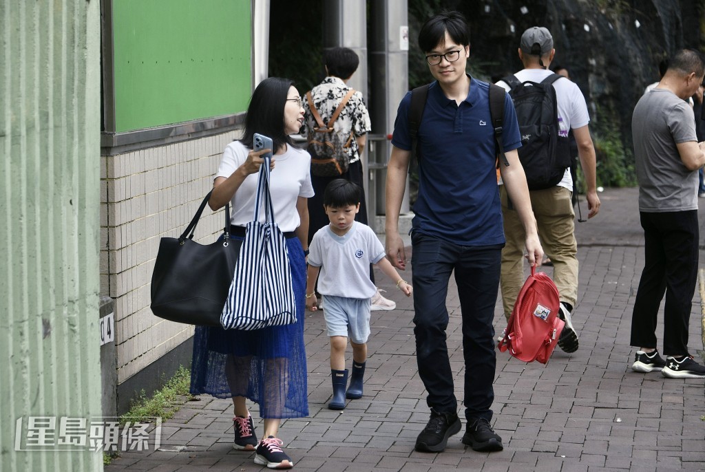 受丹娜絲的殘餘影響，「應對極端天氣督導委員會」昨早即宣布今日停課。劉駿軒攝