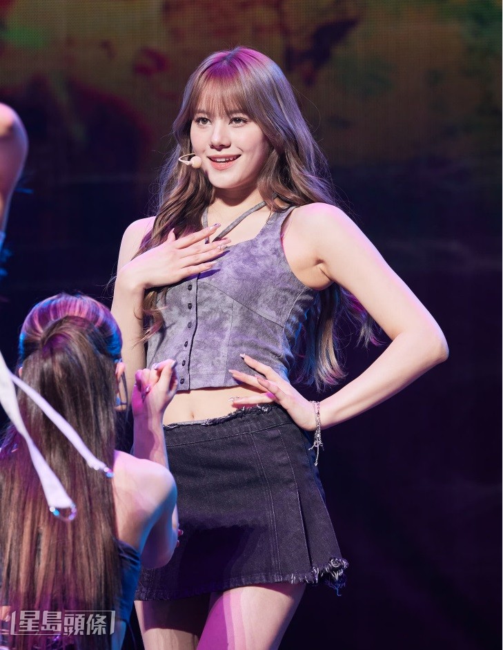 若井最新緋聞對象是20歲嫩口混血女團成員NINA。 若井最新緋聞對象是20歲嫩口混血女團成員NINA。