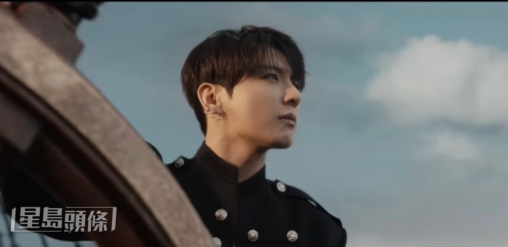 新歌《Swim》今日公開MV。