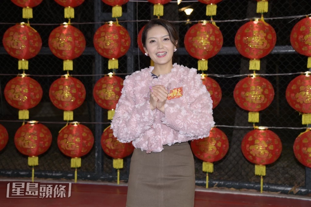 问到感情上可有新进展？她透露，Bob(林盛斌）给予她多一个人选。