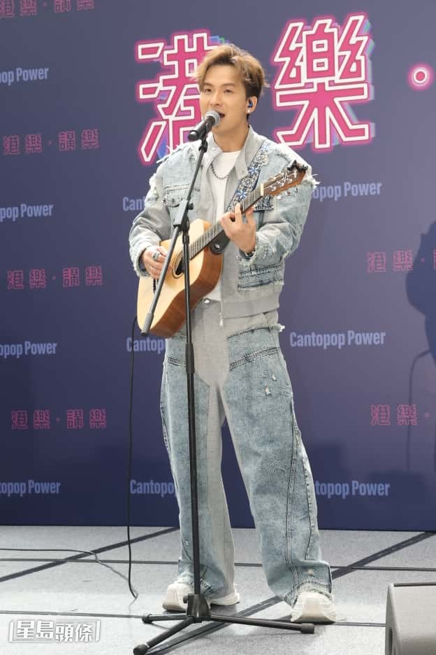 吉吉將於12月到佛山開騷,現正揀歌中。 吉吉將於12月到佛山開騷,現正揀歌中。
