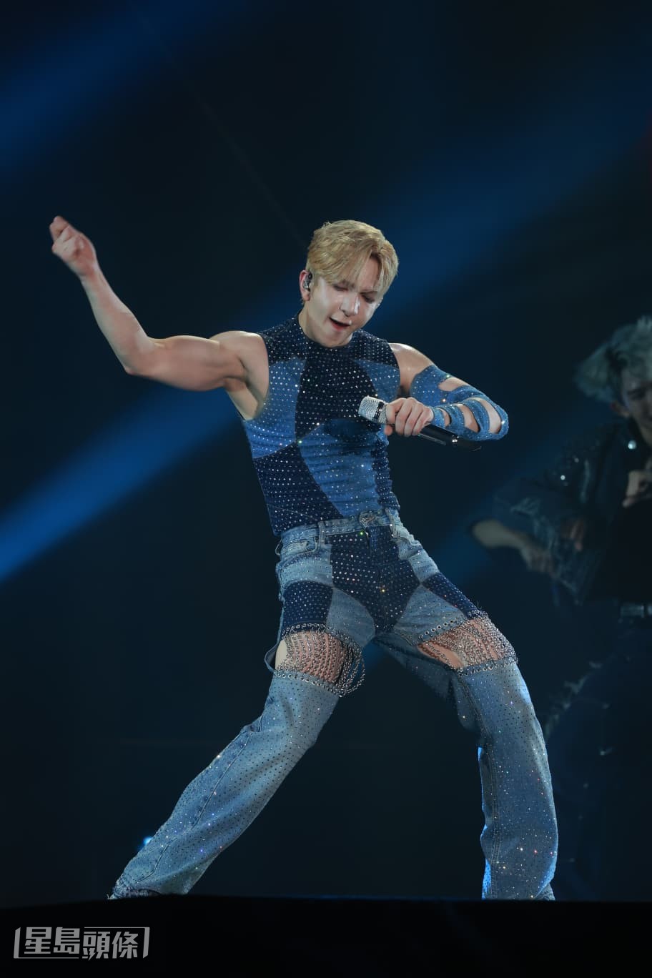 AL指這次演唱會跳舞佔8成以上，是入行以來最需要能量。