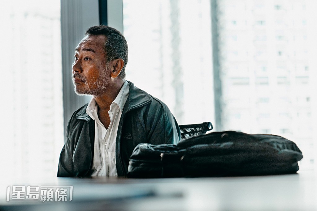 保怡願意嘗試不同角色,之前接拍《白日之下》演大壞蛋亦毫無包袱。 保怡願意嘗試不同角色,之前接拍《白日之下》演大壞蛋亦毫無包袱。