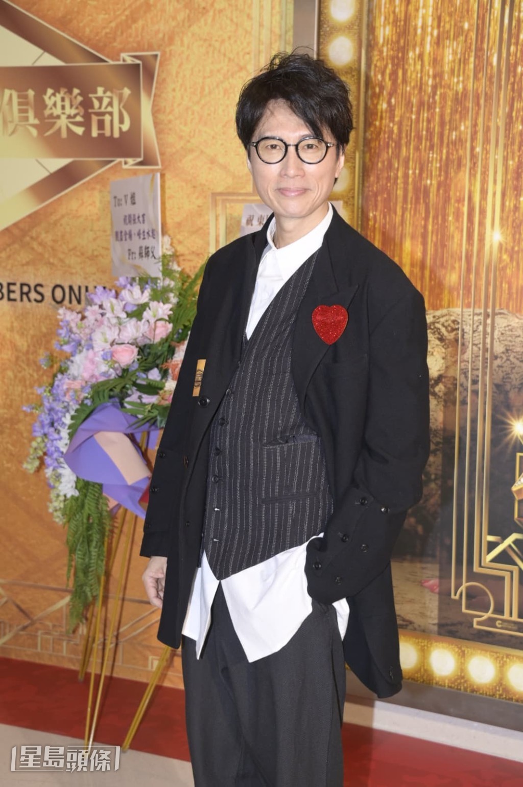 子華說作為電影從業員則認為該片幾搞笑。