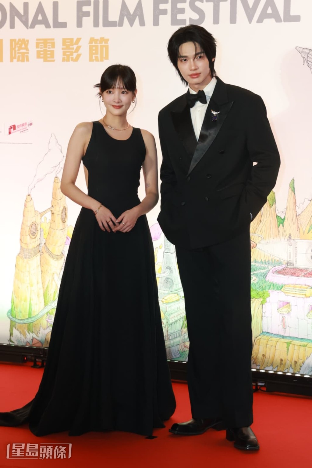 同場有王淨、泰星Win。