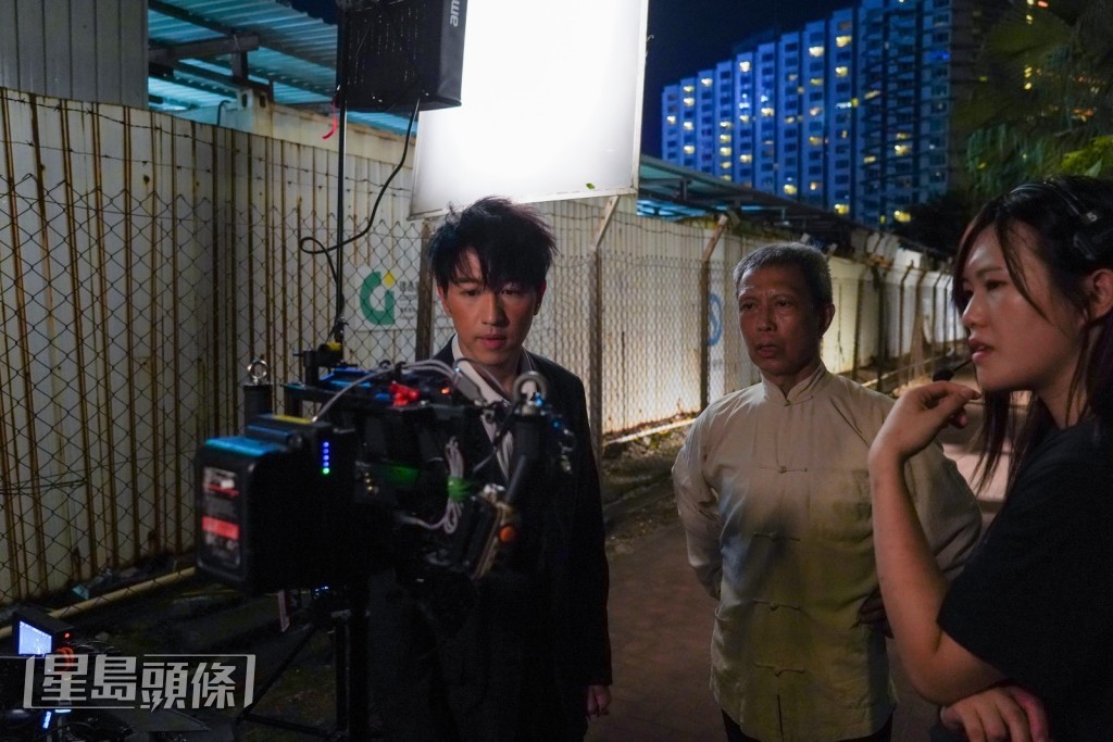 Jay同導演Sheng第二次合作,佢好好,指導我要點做,拍得好愉快。 Jay同導演Sheng第二次合作,佢好好,指導我要點做,拍得好愉快。