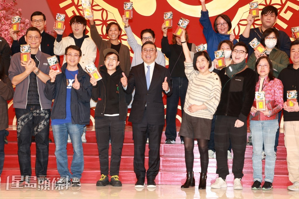許濤表示今年團拜因各種原因而安排遲了，但現在慶祝是好時間。