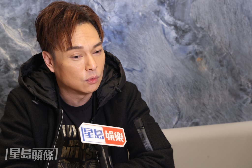 一定會在張偉文面前唱他的首本名曲《離別再叮囑》。