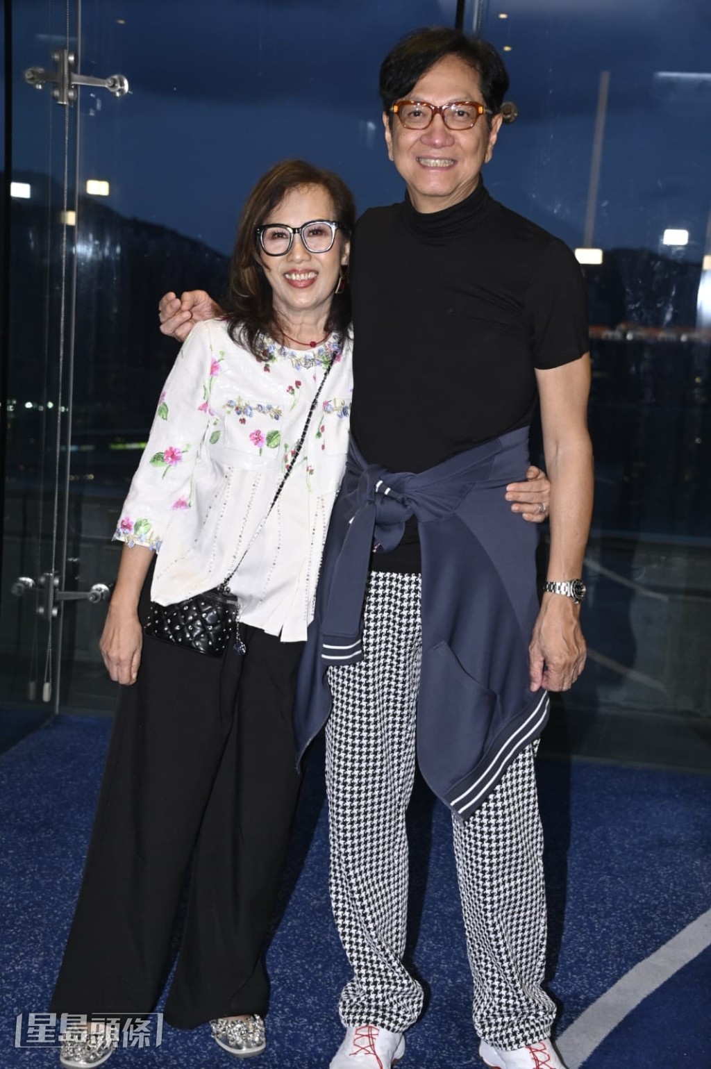 陳友與老婆好sweet！