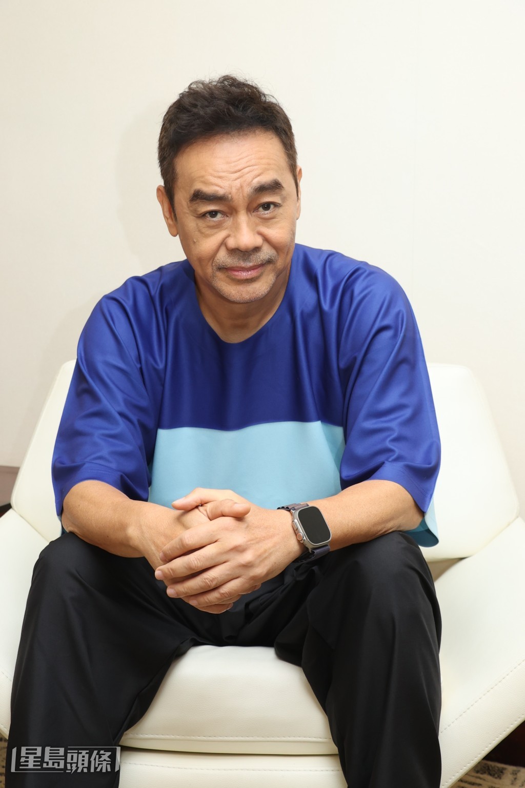 青雲在戲中飾演為清洗謀殺同僚及警察貪污案主謀的污名,變成佔領警局挾持人質的綁匪。 青雲在戲中飾演為清洗謀殺同僚及警察貪污案主謀的污名,變成佔領警局挾持人質的綁匪。