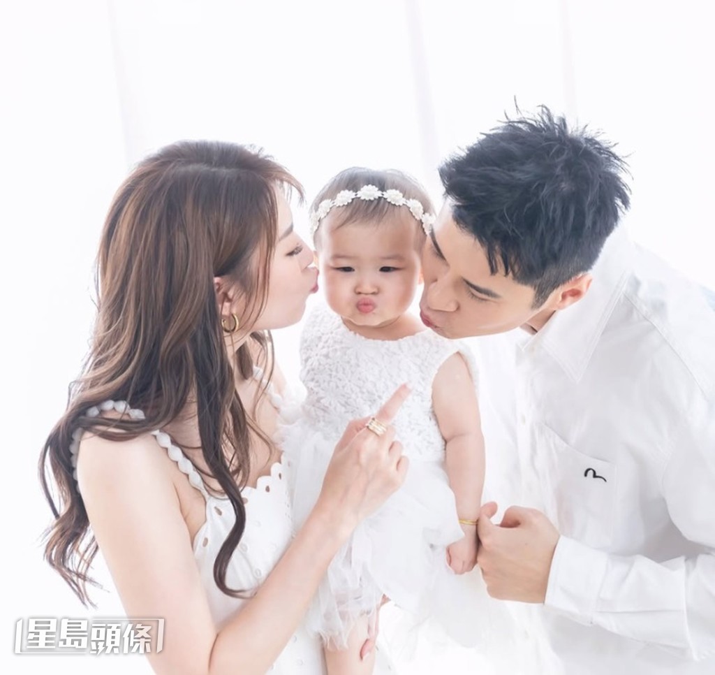 陳家樂指太太連詩雅好開明,拍攝前向她交代會做甚麼,就不會亂呷醋。 陳家樂指太太連詩雅好開明,拍攝前向她交代會做甚麼,就不會亂呷醋。