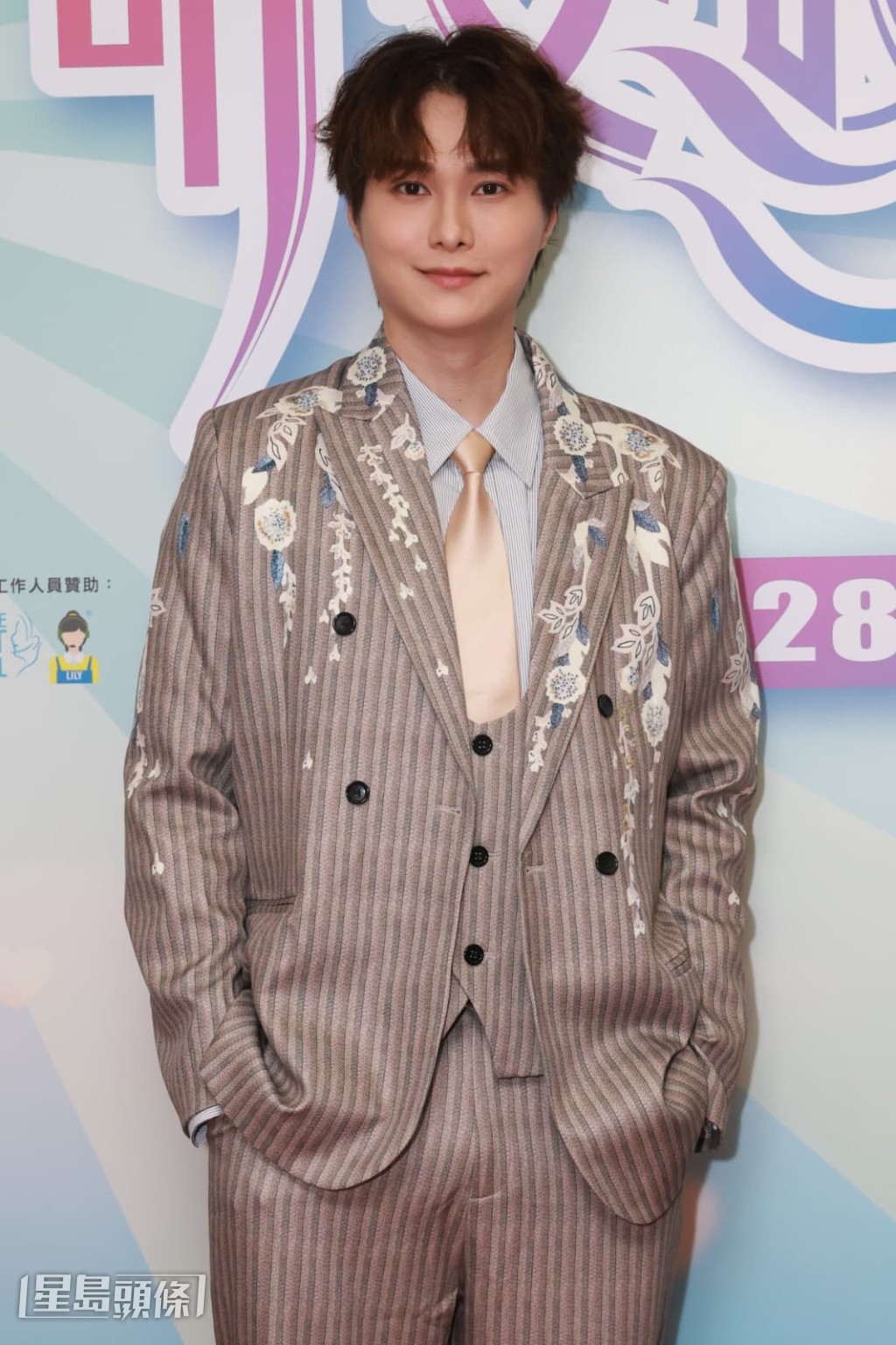 胡鴻鈞跟好友吳若希(Jinny)於七月中舉辦音樂會。 胡鴻鈞跟好友吳若希(Jinny)於七月中舉辦音樂會。
