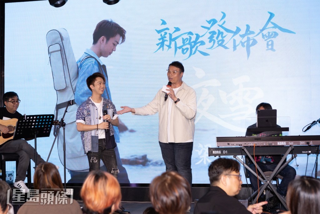 4歲開始學口琴的Vince,還邀請師父黃翊跟他同台合唱《最愛的你》。 4歲開始學口琴的Vince,還邀請師父黃翊跟他同台合唱《最愛的你》。