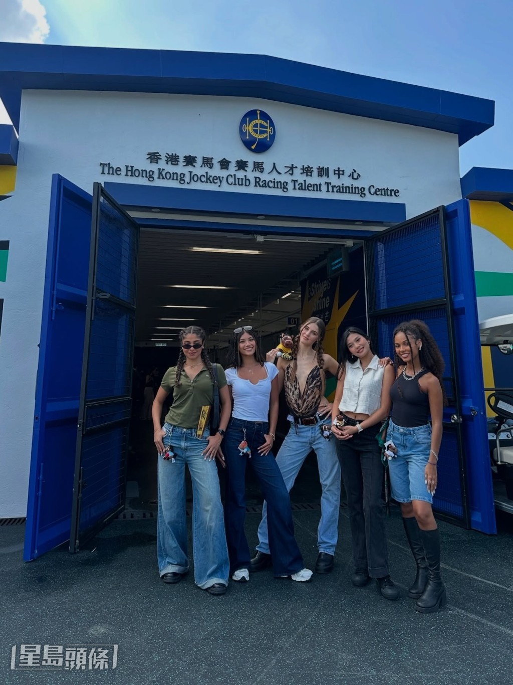早前部份成員更到馬會參觀其賽馬人材培訓中心。