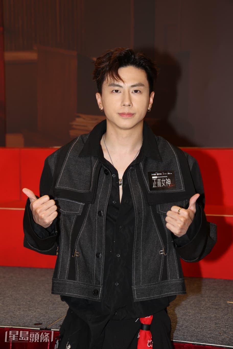 他指角色要由15歲演到35歲,很有挑戰性。 他指角色要由15歲演到35歲,很有挑戰性。