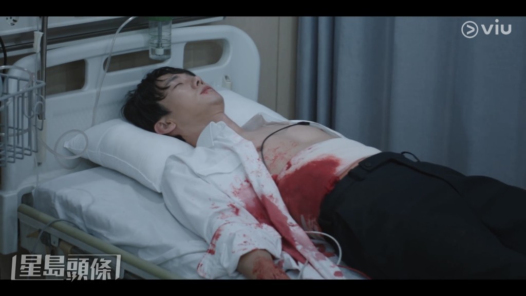 申二朗（柳演錫飾）身中槍傷生死未卜。