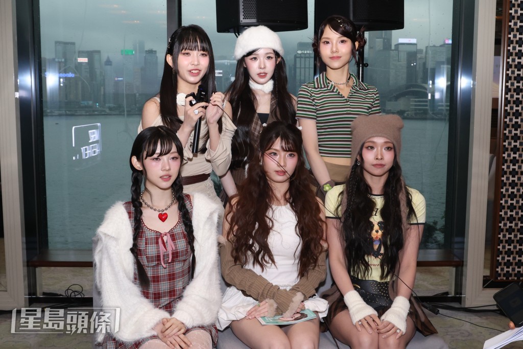 SMORZ早前與VIVA合作過跳舞挑戰，她們表示很開心可以和她們做朋友。