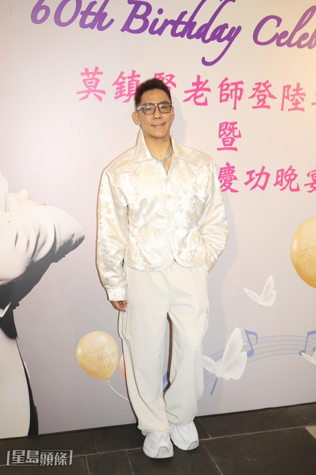 莫鎮賢謂前半年開了3個演唱會,故下半年會休息。 莫鎮賢謂前半年開了3個演唱會,故下半年會休息。