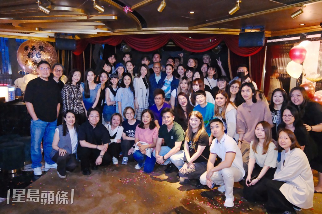 衛詩雅（Michelle）、泳兒（Vincy）、周家怡、伍詠薇、何珮瑜（Jeana）、楊天宇（Angus）、李靖筠（Gladys）等都有出現，場面熱鬧！