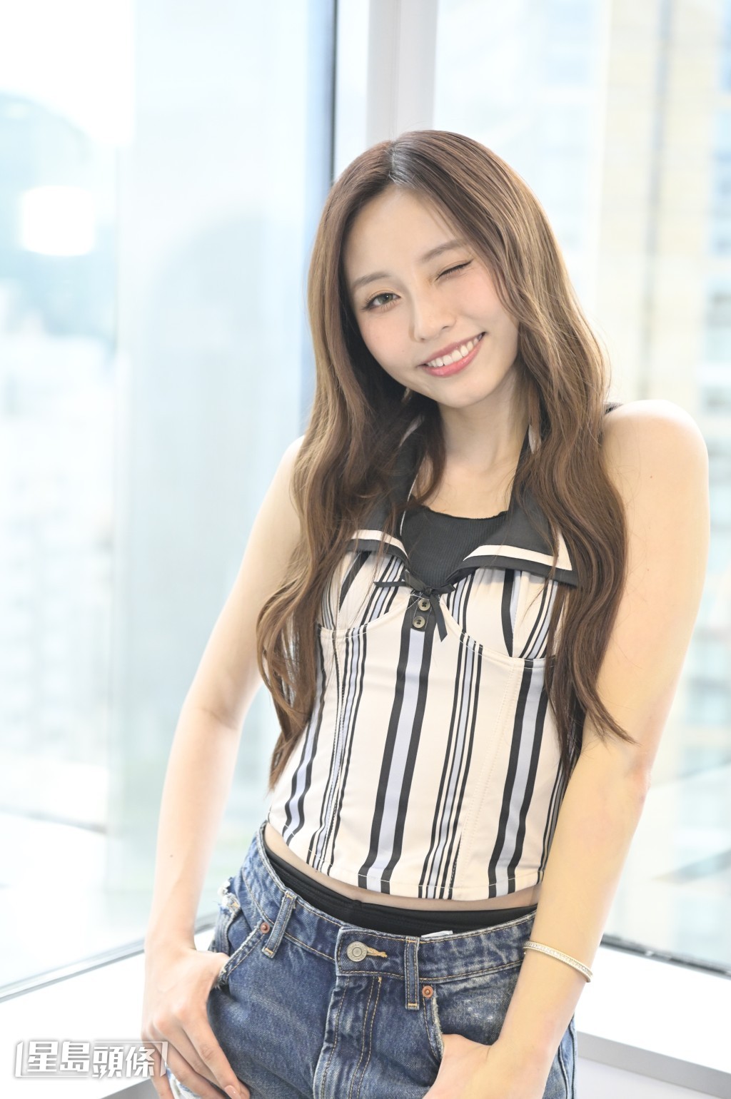 Ivy采纳一众女同事的意见，她表示与队友、经理人都觉得《原地拖手》非常甜蜜。