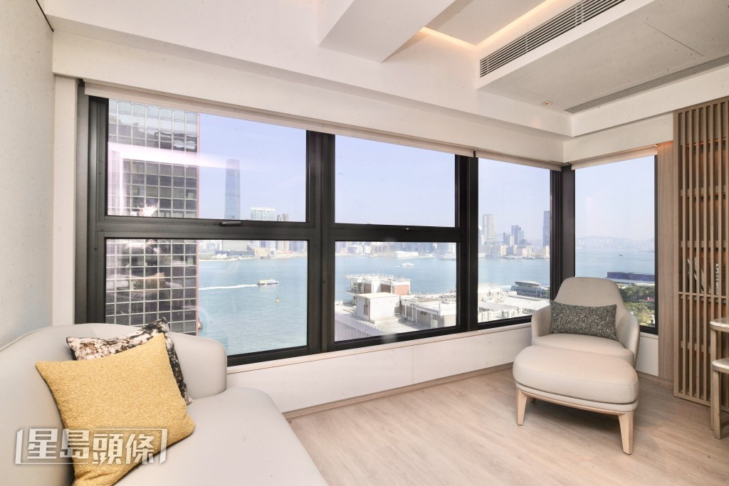 中環寶軒酒店的服務式公寓共112間套房，最低月租4.1萬元，高層海景套房月租8.8萬元。