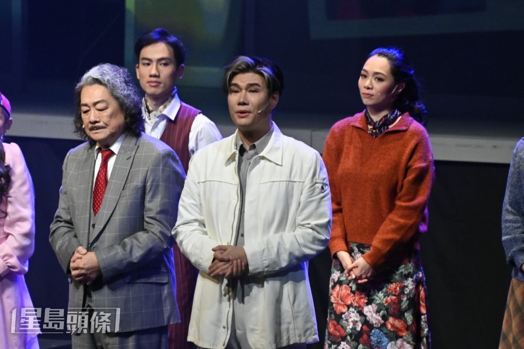 劇中張與辰飾演鍾鎮濤。
