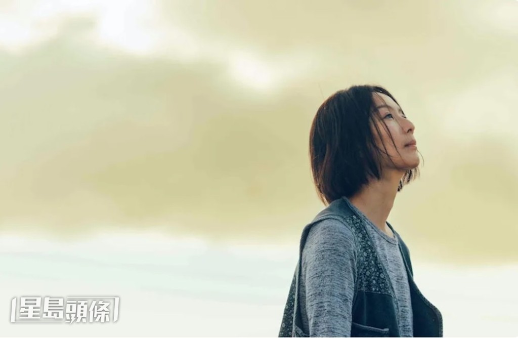 之前與鄭秀文合演《流水落花》，Maya從對方身上學到很多。