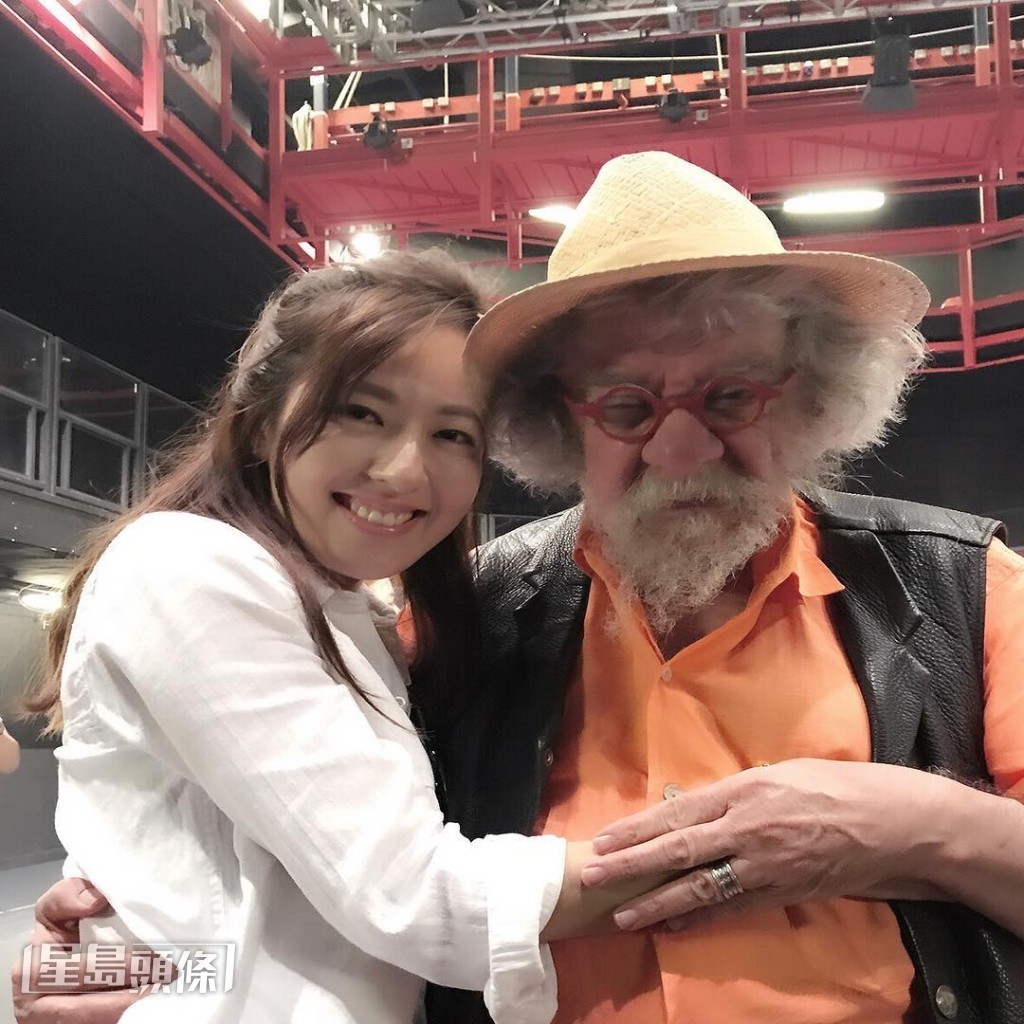 遠赴馬來西亞跟隨法國戲劇大師Philippe Gaulier上課。 遠赴馬來西亞跟隨法國戲劇大師Philippe Gaulier上課。