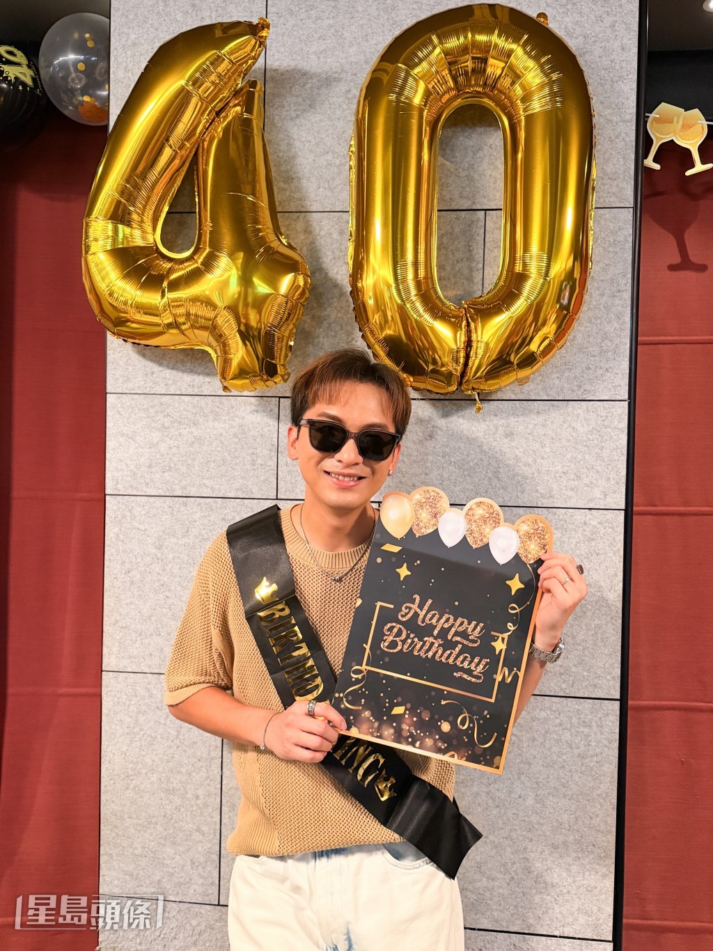 日前朋友們替周吉佩搞了一個驚喜生日派對，但他笑言尷尬多過驚喜。