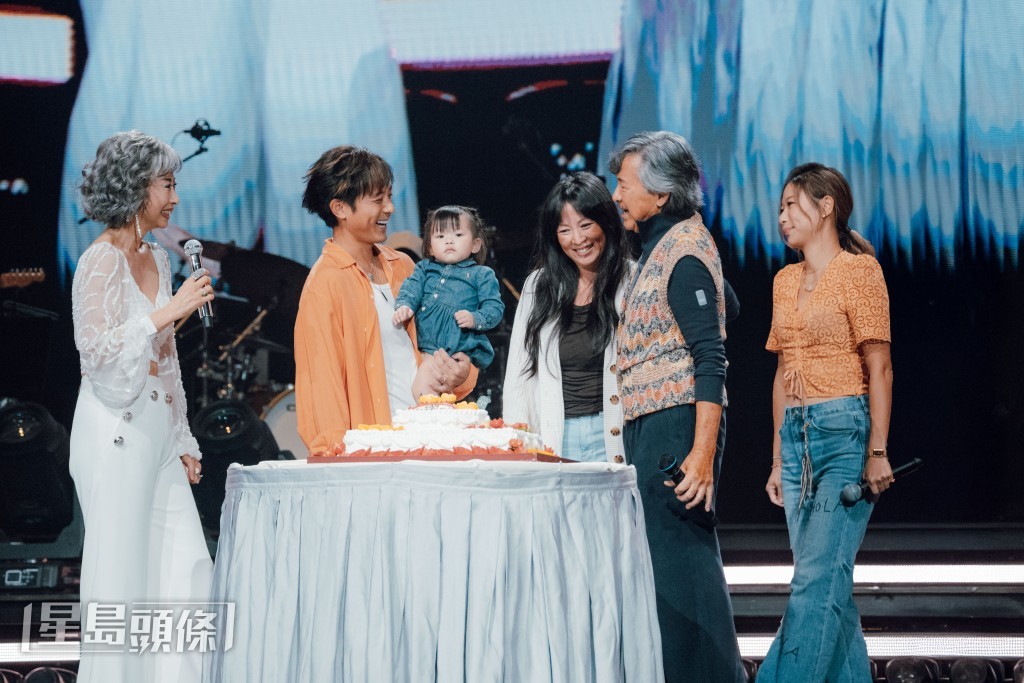 阿Lam林子祥、葉蒨文（Sally）昨晚迎來第四場紅館演唱會，同時亦是阿Lam的生日。