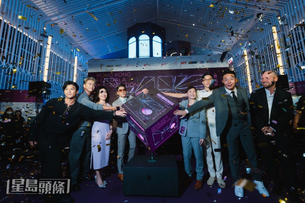 影帝郭富城、《無名指》導演孔令政、《拼命三郎》主演林家熙、動作指導陳俊峰、《香港四徑大步走》導演 Robin Lee,以及《觸電》原創故事/策劃/演員/動作指導的羅浩銘親臨現場。 影帝郭富城、《無名指》導演孔令政、《拼命三郎》主演林家熙、動作指導陳俊峰、《香港四徑大步走》導演 Robin Lee,以及《觸電》原創故事/策劃/演員/動作指導的羅浩銘親臨現場。