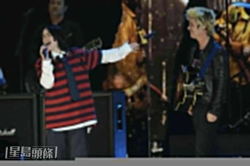 Billie Eilish与Green Day打头阵演出。