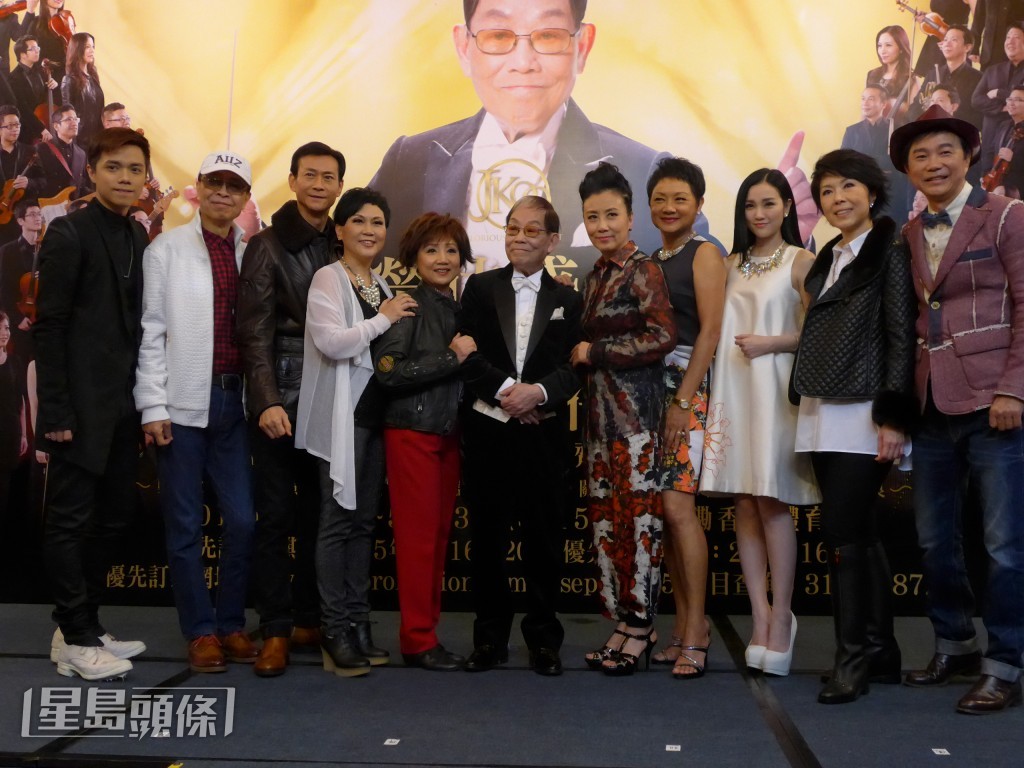 2015年紅館《顧嘉煇榮休盛典演唱會》，廣邀張德蘭、張敬軒、鄭少秋、謝安琪、汪明荃等12位紅星獻唱。