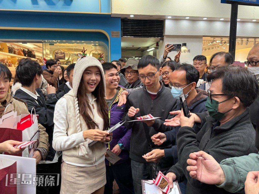 她也直認恨攞獎，因為對今年成績滿意。