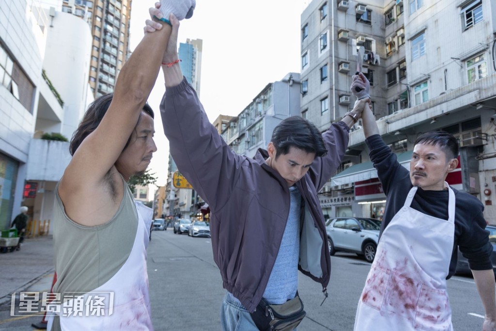 泰臣(右)扮演家樂的大哥,雖是家中長子卻做多錯多,給弟弟不少麻煩。 泰臣(右)扮演家樂的大哥,雖是家中長子卻做多錯多,給弟弟不少麻煩。