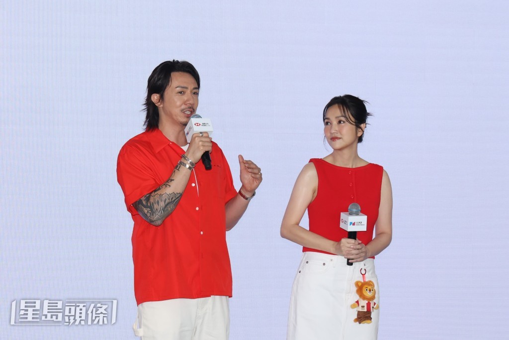 也收到很多地方邀請去當地巡迴。 也收到很多地方邀請去當地巡迴。