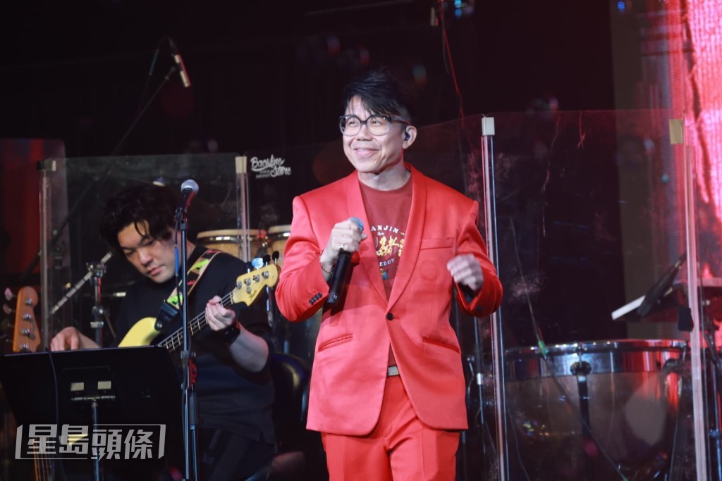 賈思樂大讚陳奐仁係實力派。