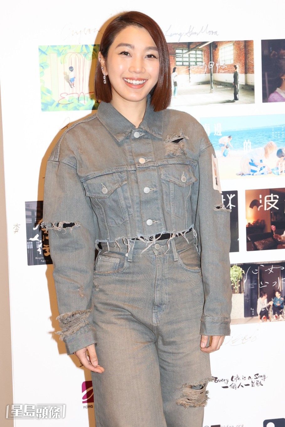 姜麗文笑言對幕後工作有興趣,最近亦報讀了編劇課程。 姜麗文笑言對幕後工作有興趣,最近亦報讀了編劇課程。