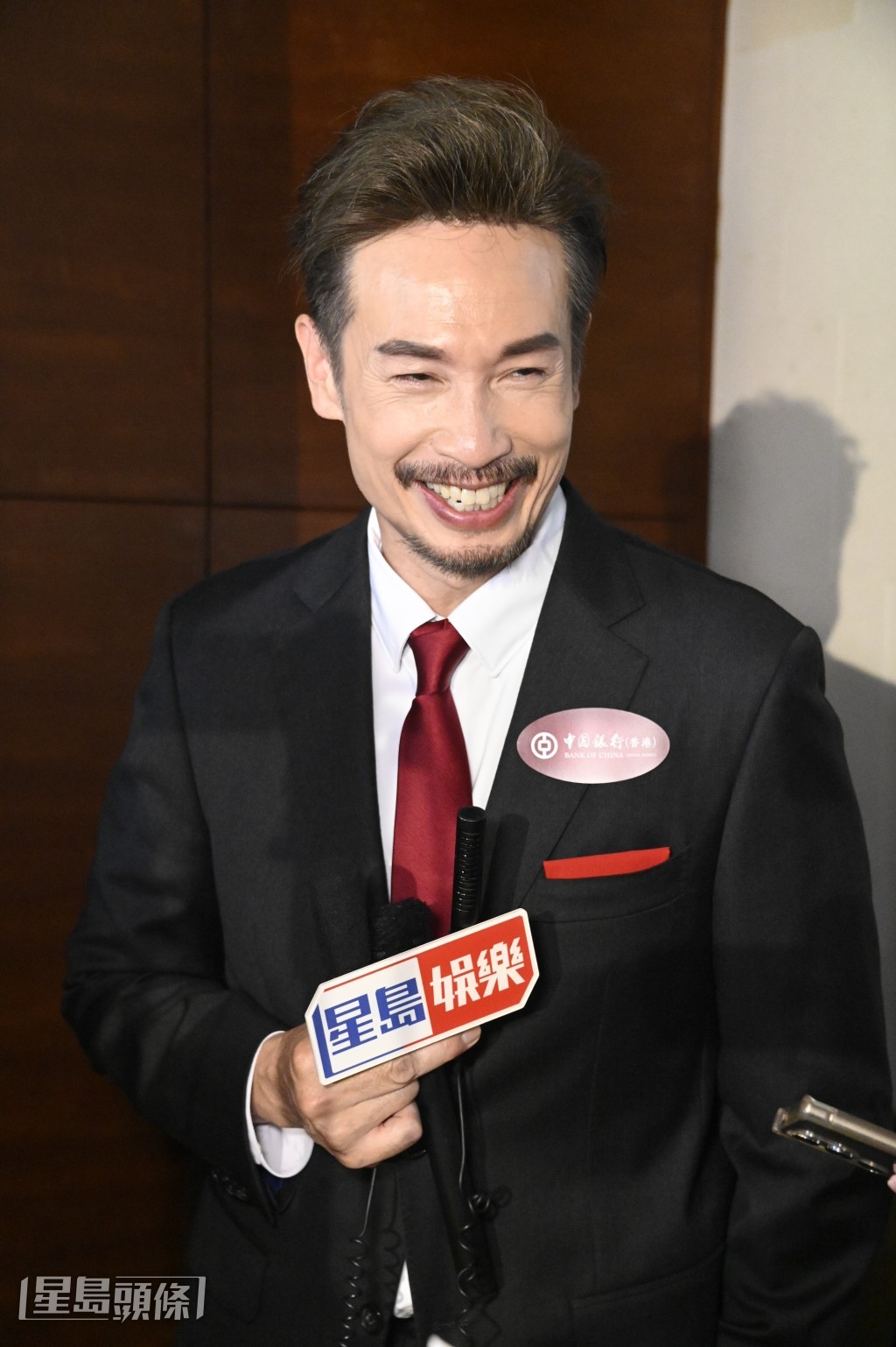 陳豪慶幸自己的子女沒有遺傳了他的魔音笑聲。