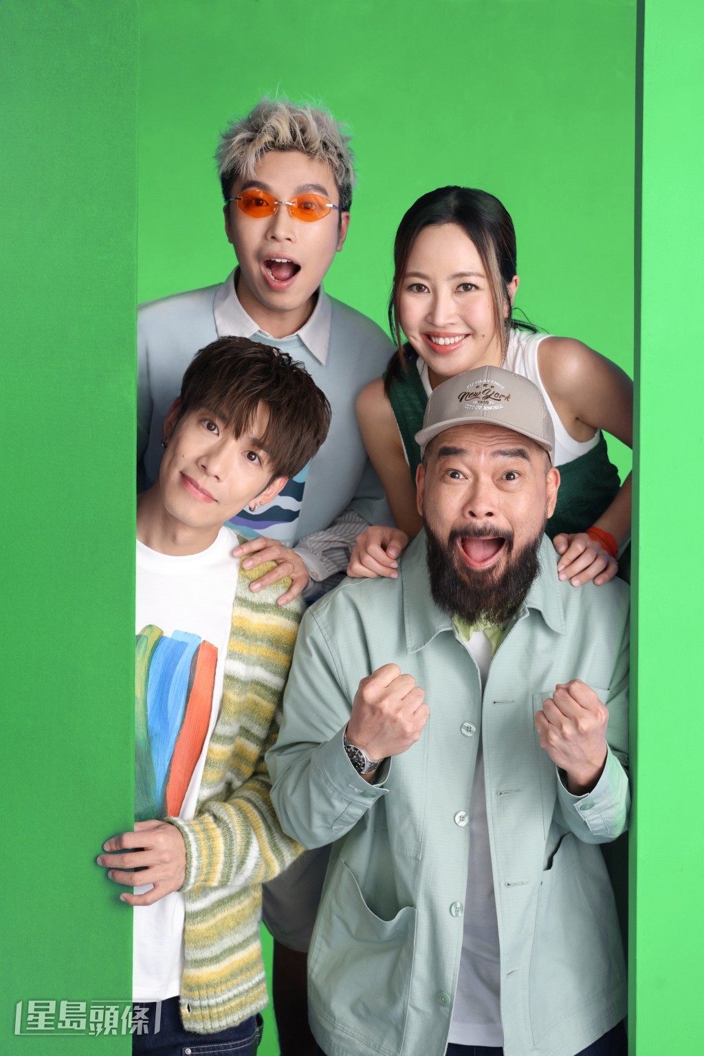 4人拍廣告拍得好開心！