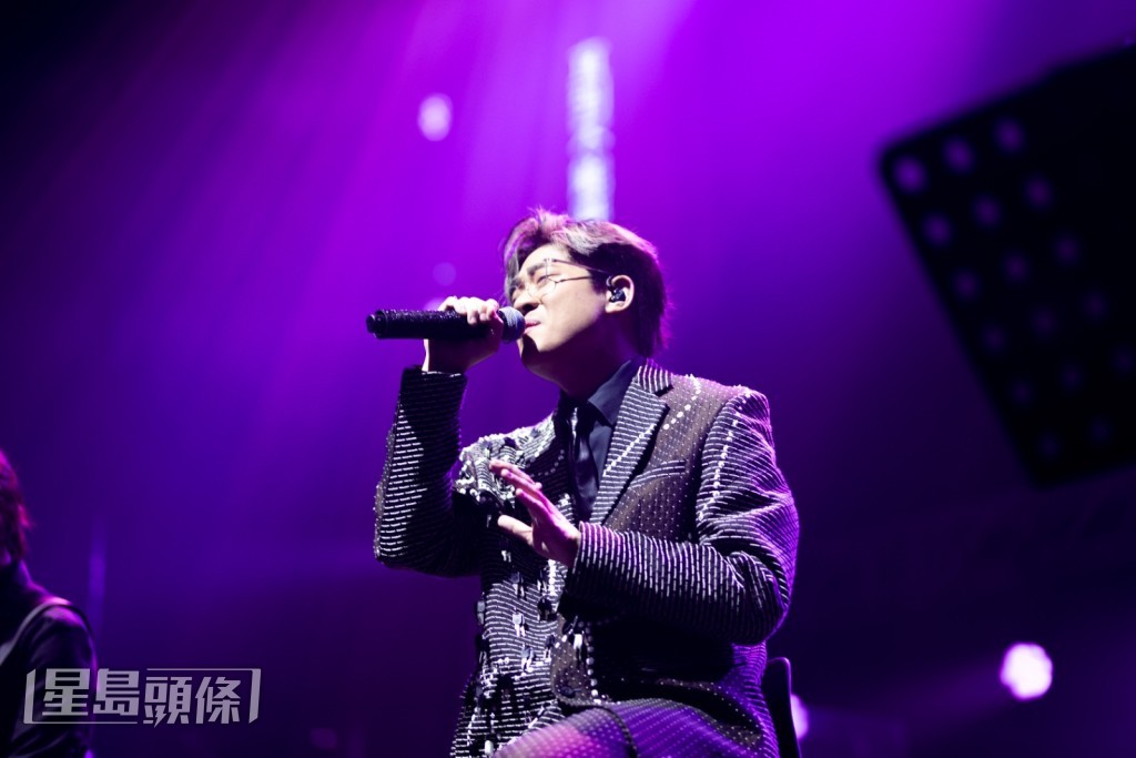 羅啟豪收集歌迷意見，演繹《矛盾一生》等點唱好歌。