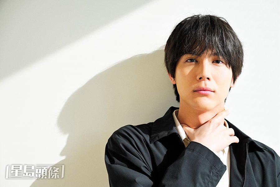 之前中川向橋本求婚失敗，知情人士直言橋本當時哭着答應求婚。